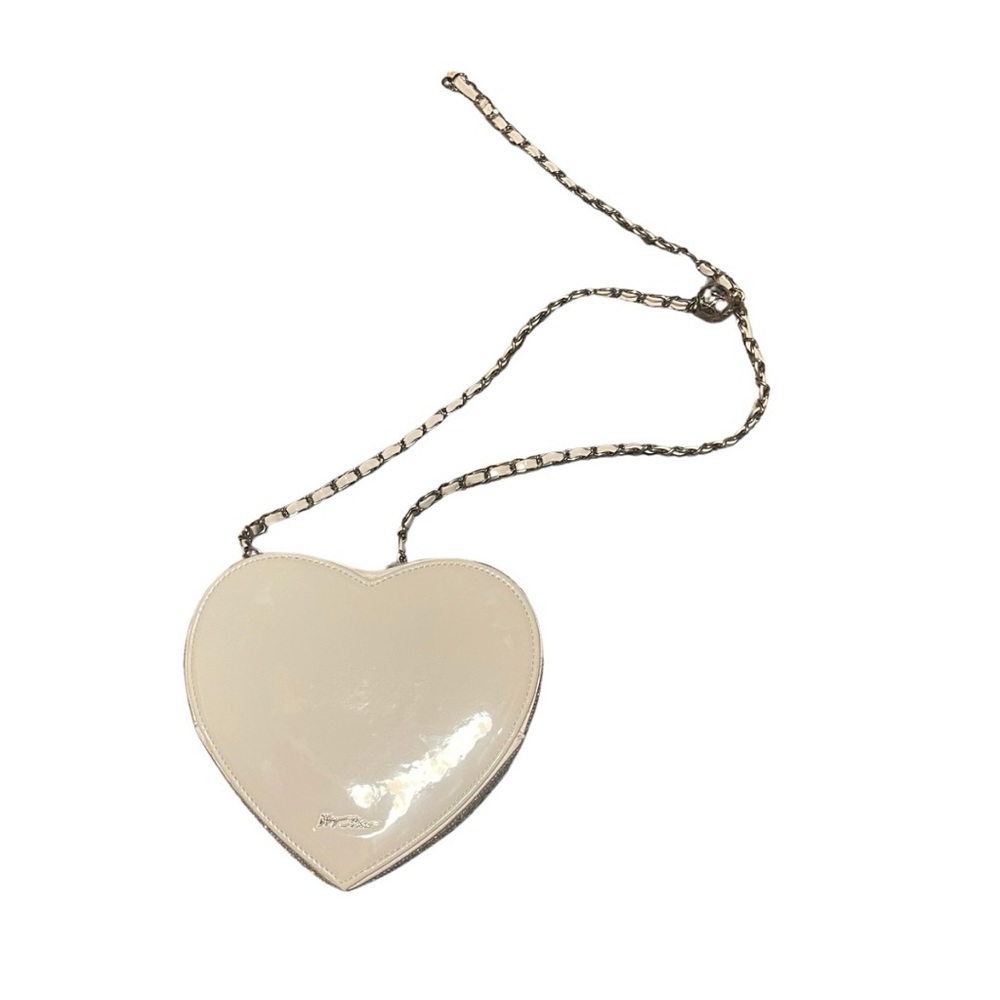 NWOT Betsey Johnson Elegant Heart-Shaped Beige Bridal Bag - Picture 9 of 12